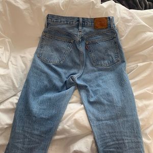 Levis Light Wash 501